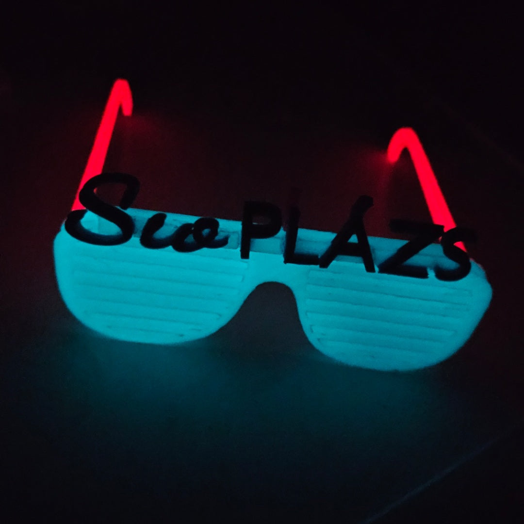 Sötétben világító/fluoreszkálós party szemüveg egyedi szöveggel